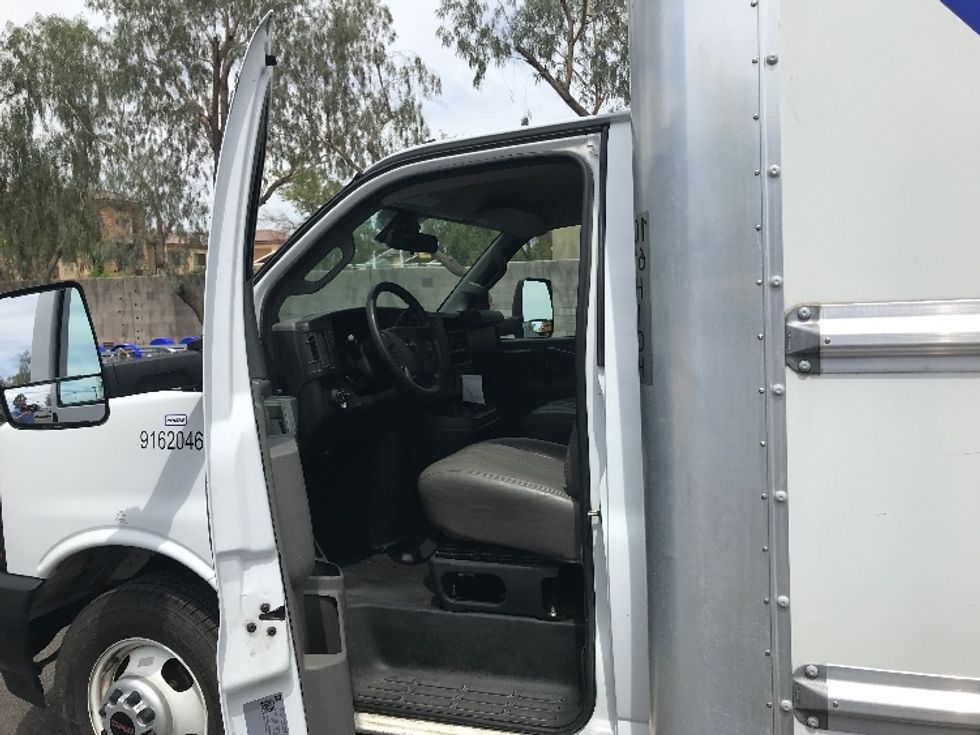 Light Duty Box Truck-Light and Medium Duty Trucks-GMC-2021-Savana G33903-Chandler-AZ-54,010\n\t\tmiles-$ 35,000 - Image 16