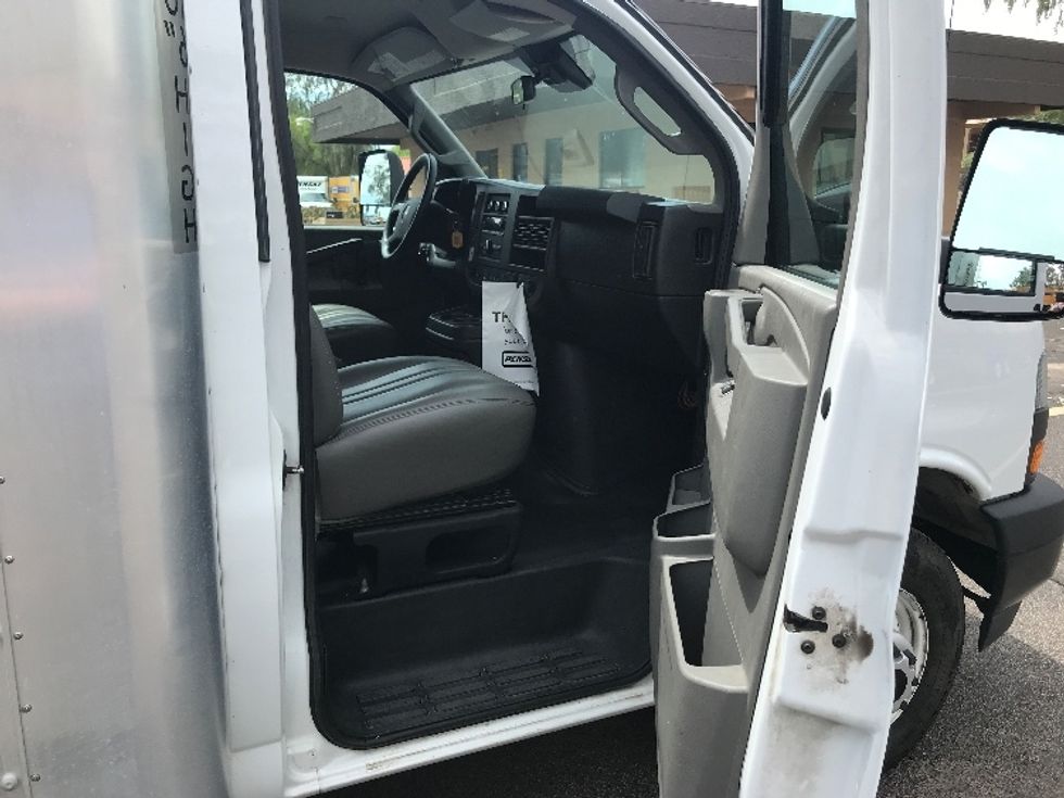 Light Duty Box Truck-Light and Medium Duty Trucks-GMC-2021-Savana G33903-Chandler-AZ-54,010\n\t\tmiles-$ 35,000 - Image 20