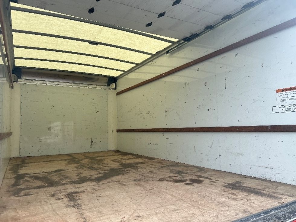 Light Duty Box Truck-Light and Medium Duty Trucks-GMC-2021-Savana G33903-Charlotte-NC-106,519\n\t\tmiles-$ 29,250 - Image 11