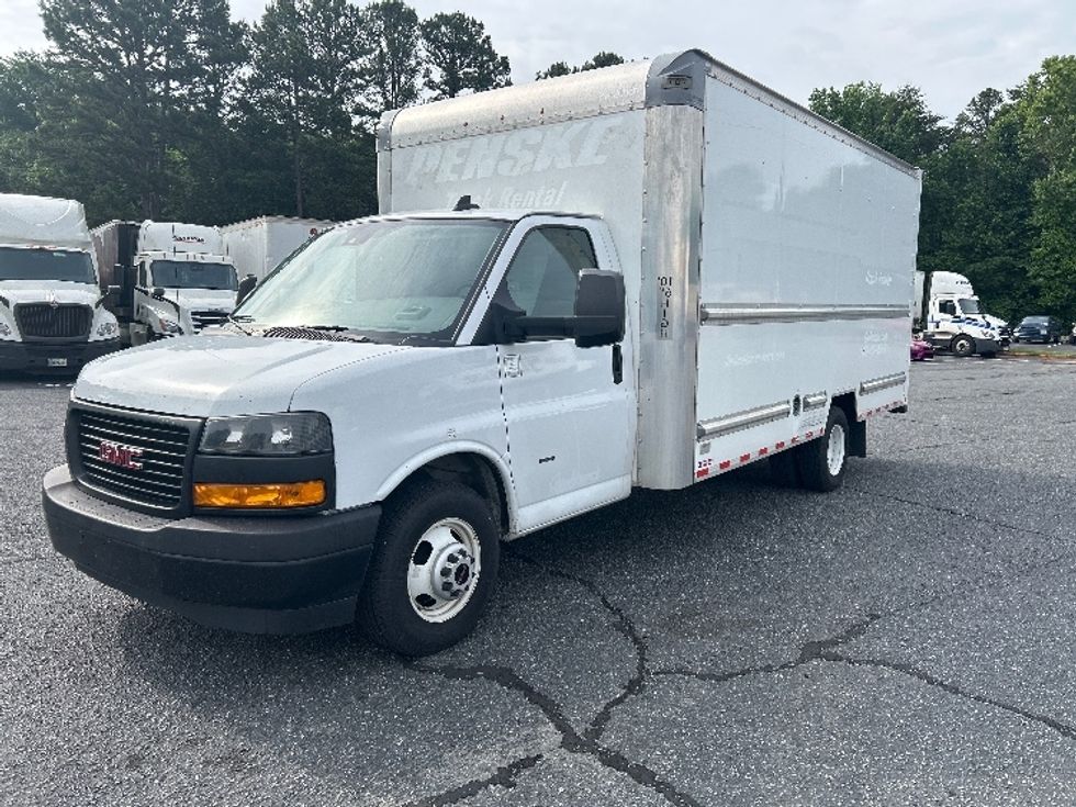 Light Duty Box Truck-Light and Medium Duty Trucks-GMC-2021-Savana G33903-Charlotte-NC-106,519\n\t\tmiles-$ 29,250 - Image 3