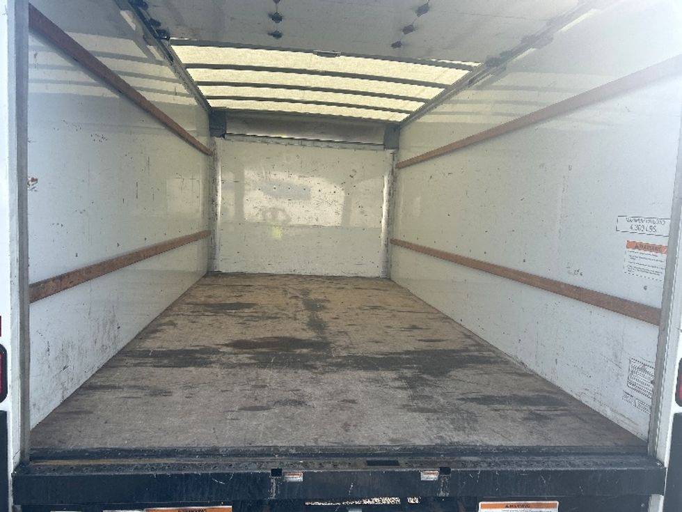 Light Duty Box Truck-Light and Medium Duty Trucks-GMC-2021-Savana G33903-Charlotte-NC-107,995\n\t\tmiles-$ 32,000 - Image 10