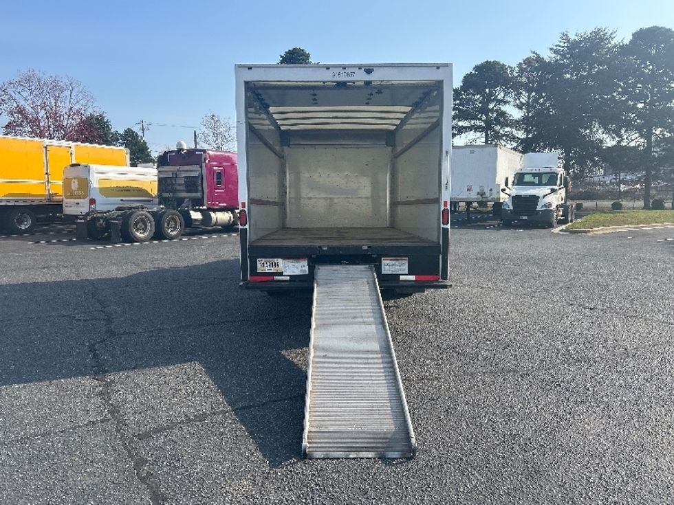 Light Duty Box Truck-Light and Medium Duty Trucks-GMC-2021-Savana G33903-Charlotte-NC-107,995\n\t\tmiles-$ 32,000 - Image 9