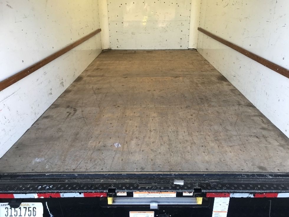 Light Duty Box Truck-Light and Medium Duty Trucks-GMC-2021-Savana G33903-Charlotte-NC-109,640\n\t\tmiles-$ 30,000 - Image 10