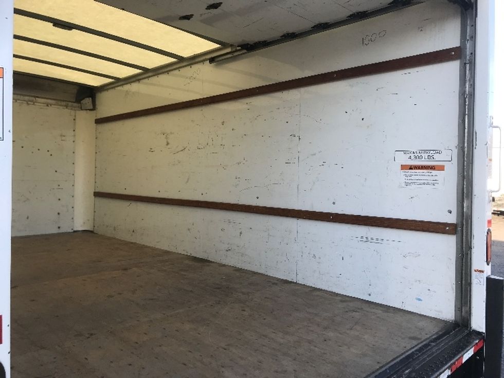 Light Duty Box Truck-Light and Medium Duty Trucks-GMC-2021-Savana G33903-Charlotte-NC-109,640\n\t\tmiles-$ 30,000 - Image 12