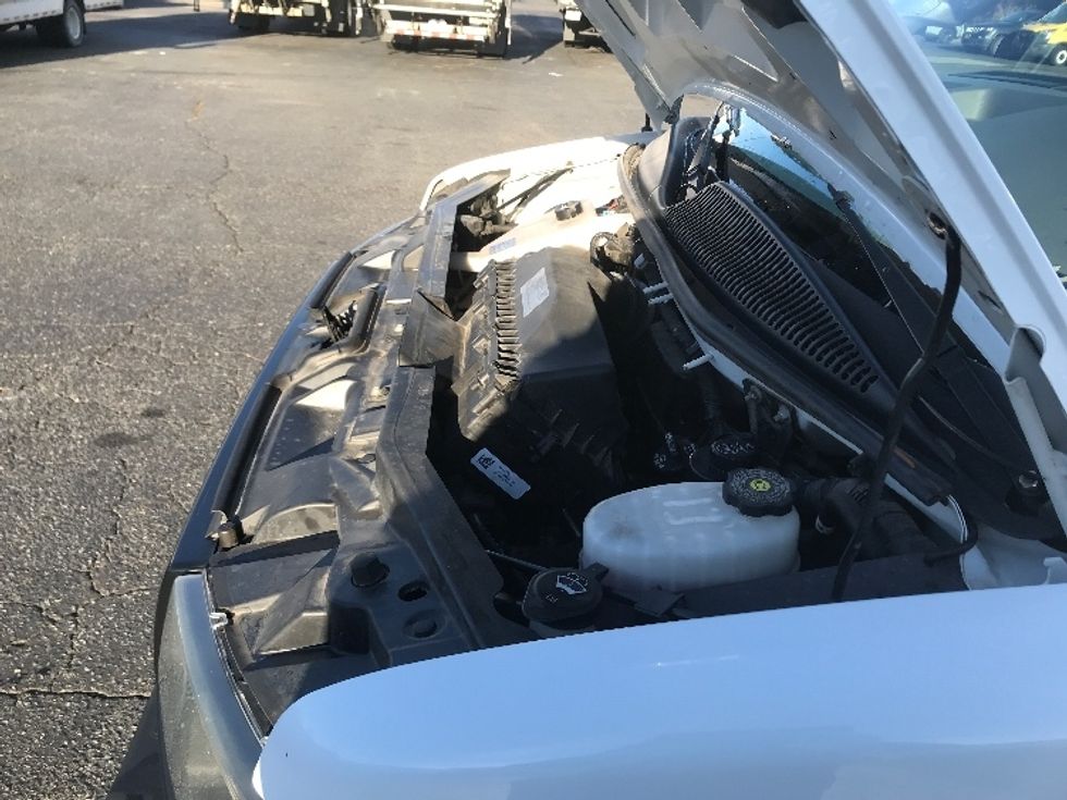 Light Duty Box Truck-Light and Medium Duty Trucks-GMC-2021-Savana G33903-Charlotte-NC-109,640\n\t\tmiles-$ 30,000 - Image 24