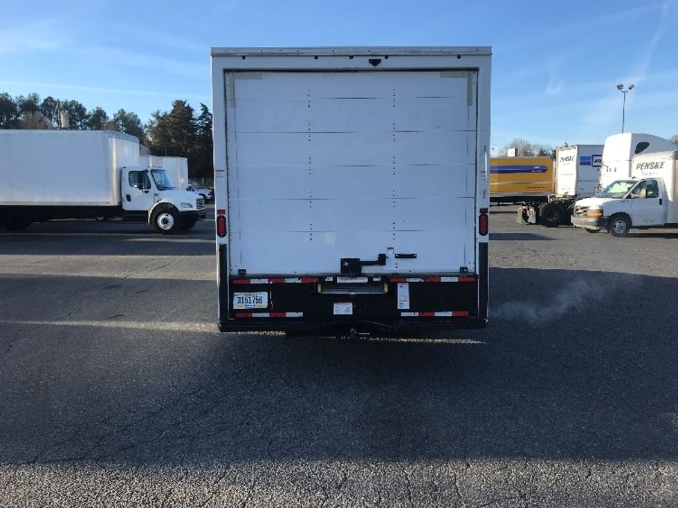 Light Duty Box Truck-Light and Medium Duty Trucks-GMC-2021-Savana G33903-Charlotte-NC-109,640\n\t\tmiles-$ 30,000 - Image 7