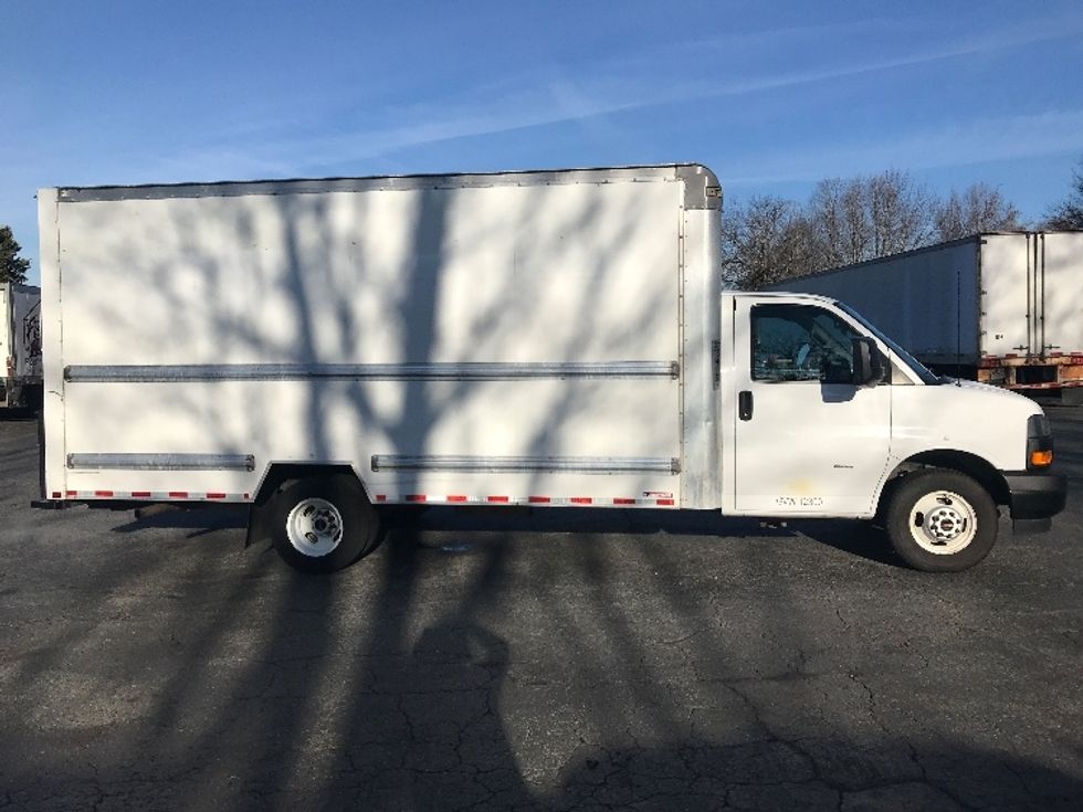 Light Duty Box Truck-Light and Medium Duty Trucks-GMC-2021-Savana G33903-Charlotte-NC-110,468\n\t\tmiles-$ 30,000 - Image 14