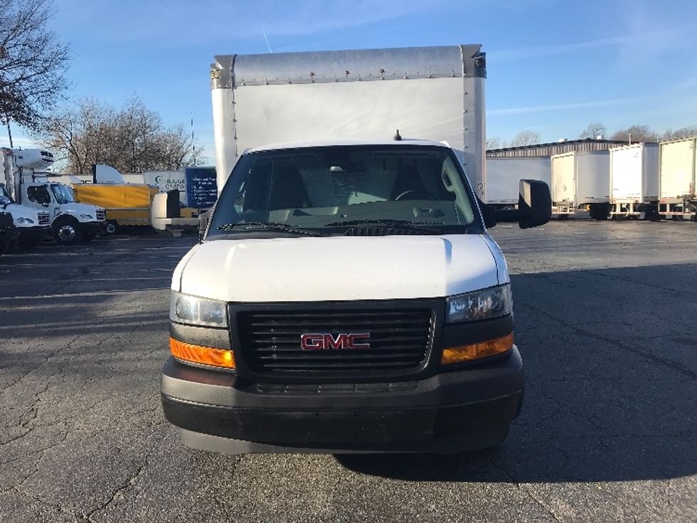 Light Duty Box Truck-Light and Medium Duty Trucks-GMC-2021-Savana G33903-Charlotte-NC-110,468\n\t\tmiles-$ 30,000 - Image 2
