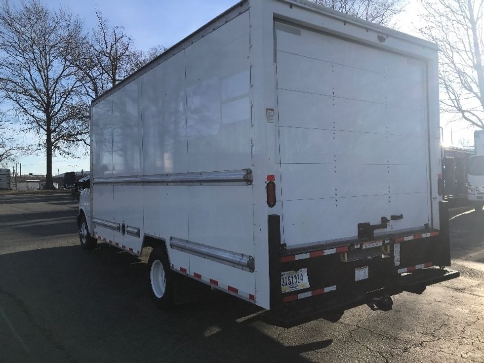 Light Duty Box Truck-Light and Medium Duty Trucks-GMC-2021-Savana G33903-Charlotte-NC-110,468\n\t\tmiles-$ 30,000 - Image 6