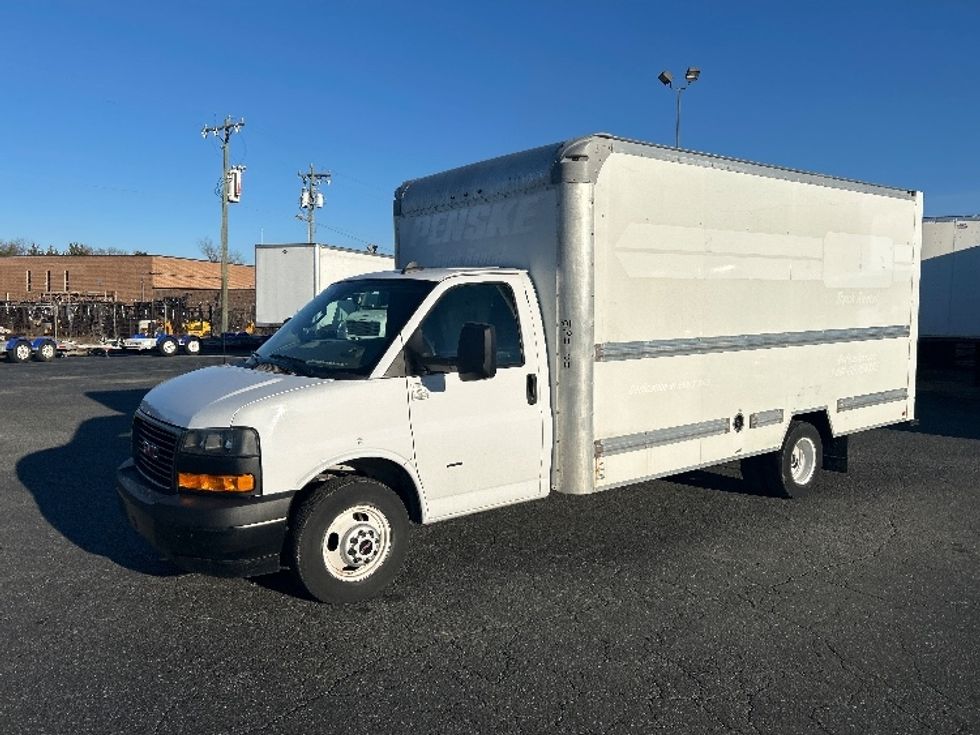 Light Duty Box Truck-Light and Medium Duty Trucks-GMC-2021-Savana G33903-Charlotte-NC-110,947\n\t\tmiles-$ 30,000 - Image 3