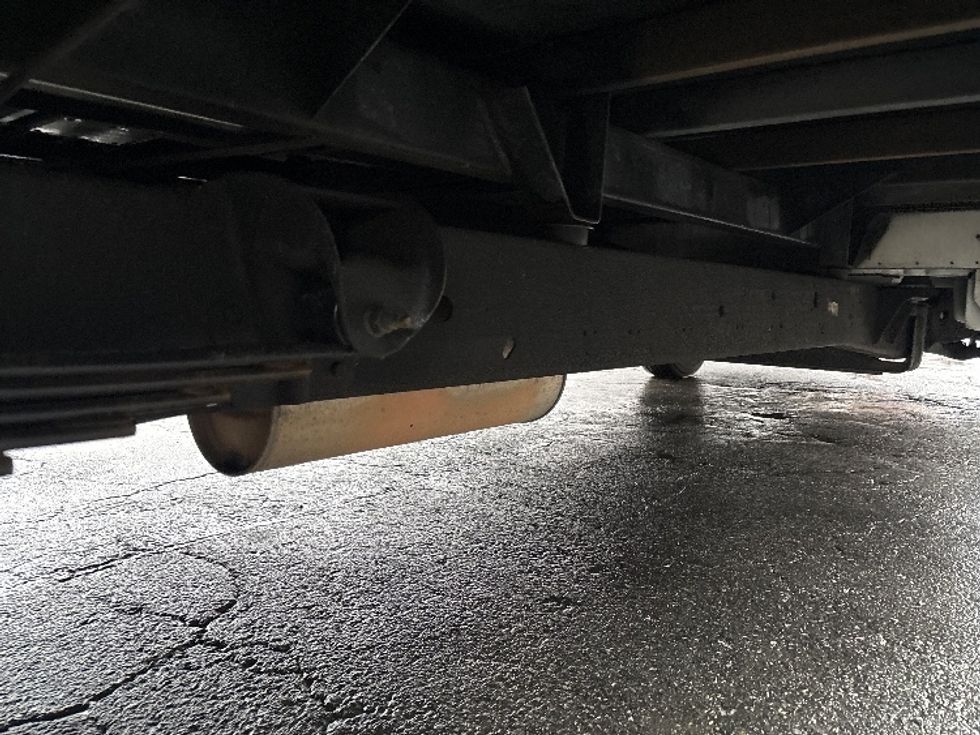 Light Duty Box Truck-Light and Medium Duty Trucks-GMC-2021-Savana G33903-Charlotte-NC-143,401\n\t\tmiles-$ 25,500 - Image 12