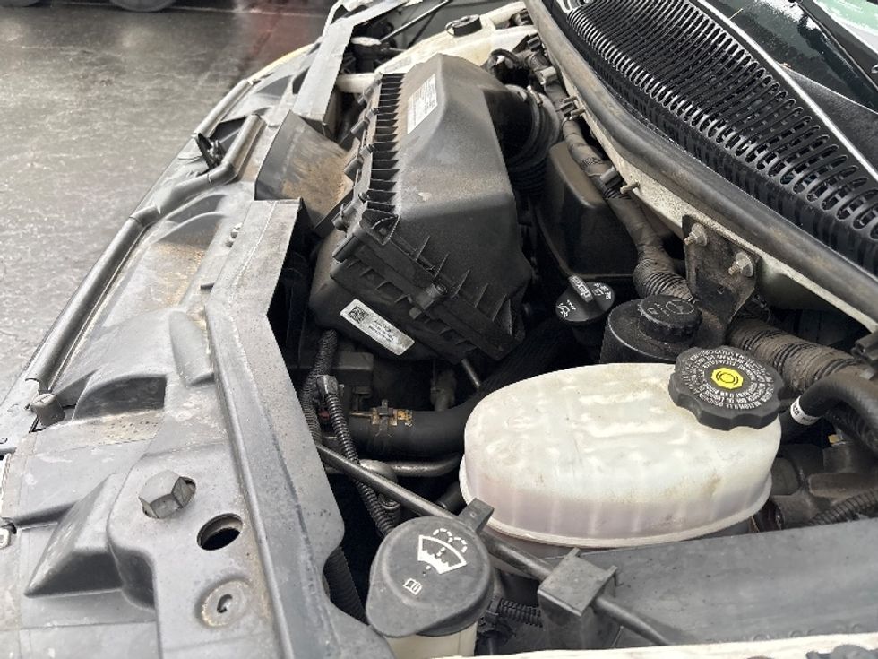 Light Duty Box Truck-Light and Medium Duty Trucks-GMC-2021-Savana G33903-Charlotte-NC-143,401\n\t\tmiles-$ 25,500 - Image 22