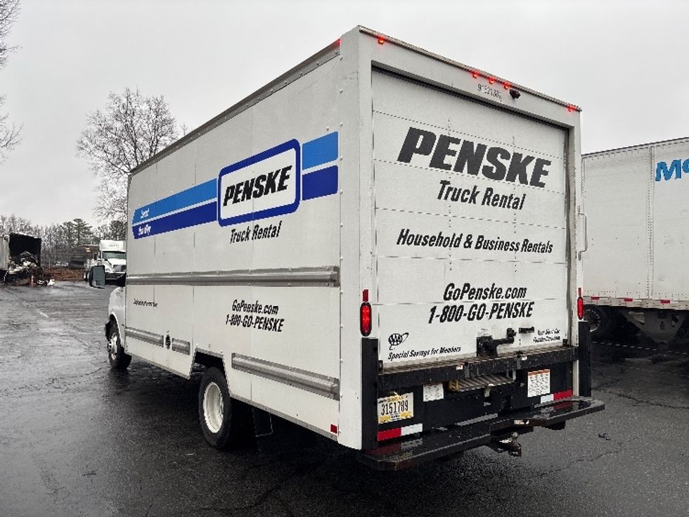 Light Duty Box Truck-Light and Medium Duty Trucks-GMC-2021-Savana G33903-Charlotte-NC-143,401\n\t\tmiles-$ 25,500 - Image 6