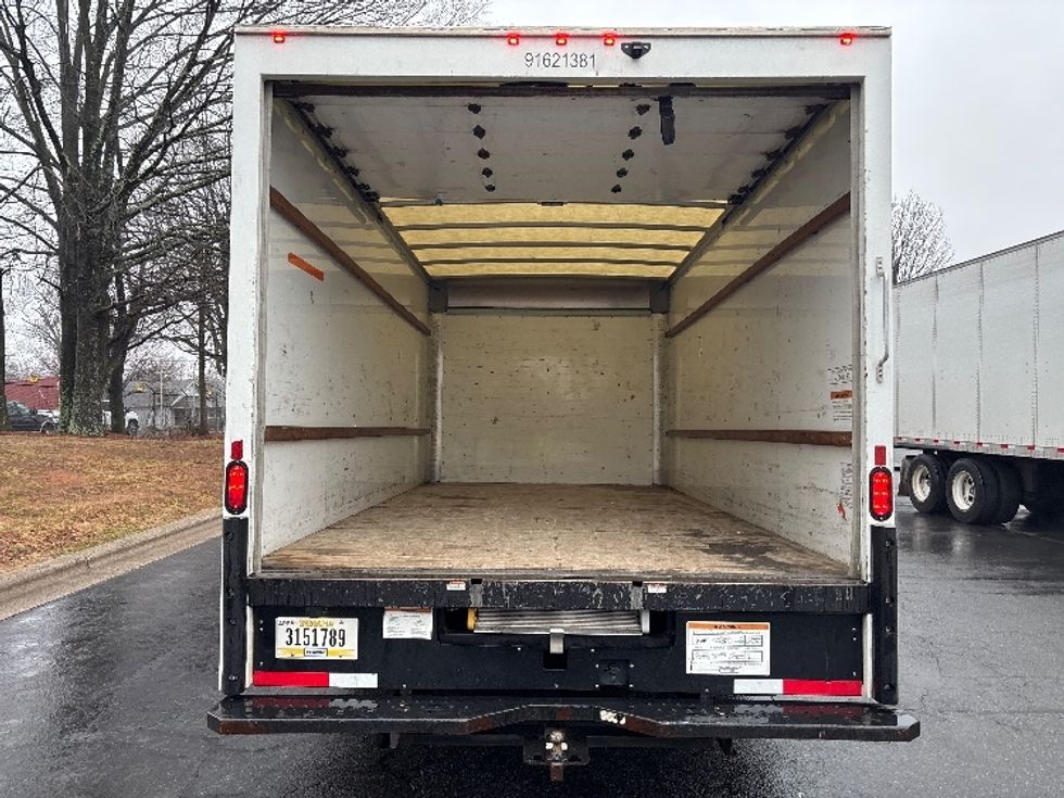 Light Duty Box Truck-Light and Medium Duty Trucks-GMC-2021-Savana G33903-Charlotte-NC-143,401\n\t\tmiles-$ 25,500 - Image 8