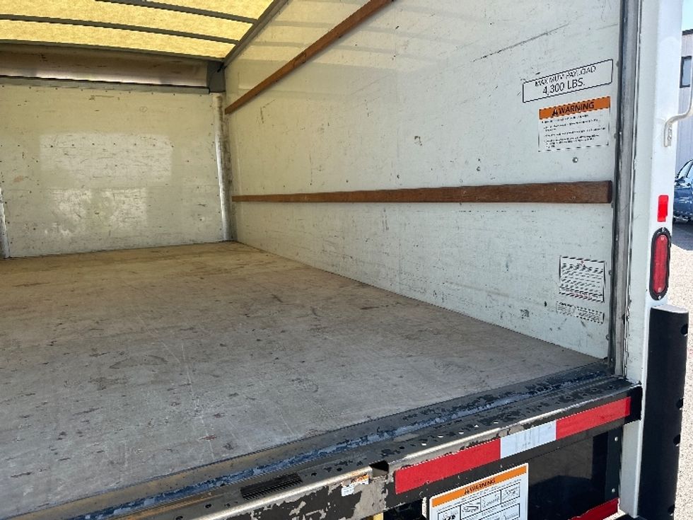 Light Duty Box Truck-Light and Medium Duty Trucks-GMC-2021-Savana G33903-Charlotte-NC-87,560\n\t\tmiles-$ 32,750 - Image 12