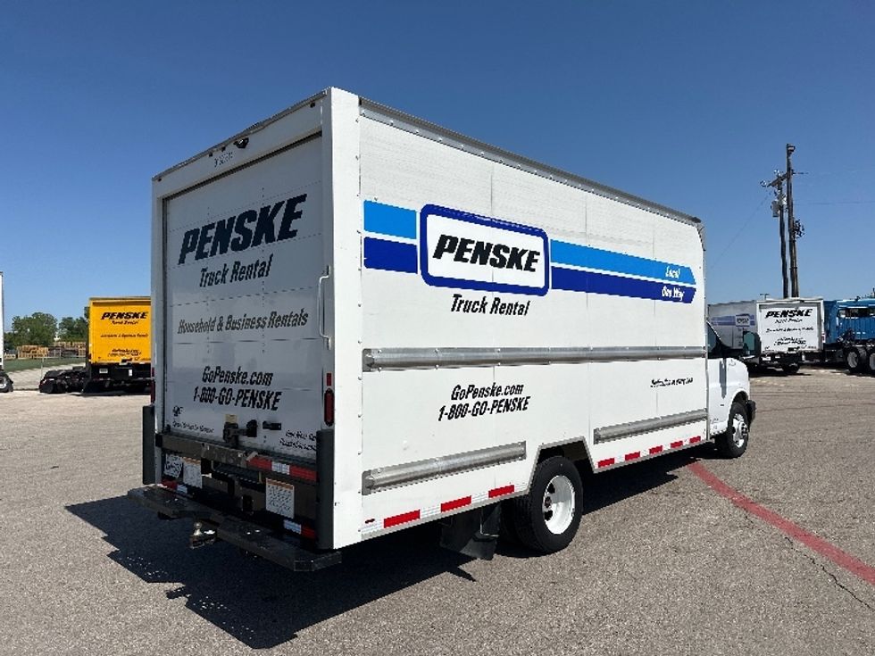 Light Duty Box Truck-Light and Medium Duty Trucks-GMC-2021-Savana G33903-Charlotte-NC-87,560\n\t\tmiles-$ 32,750 - Image 13