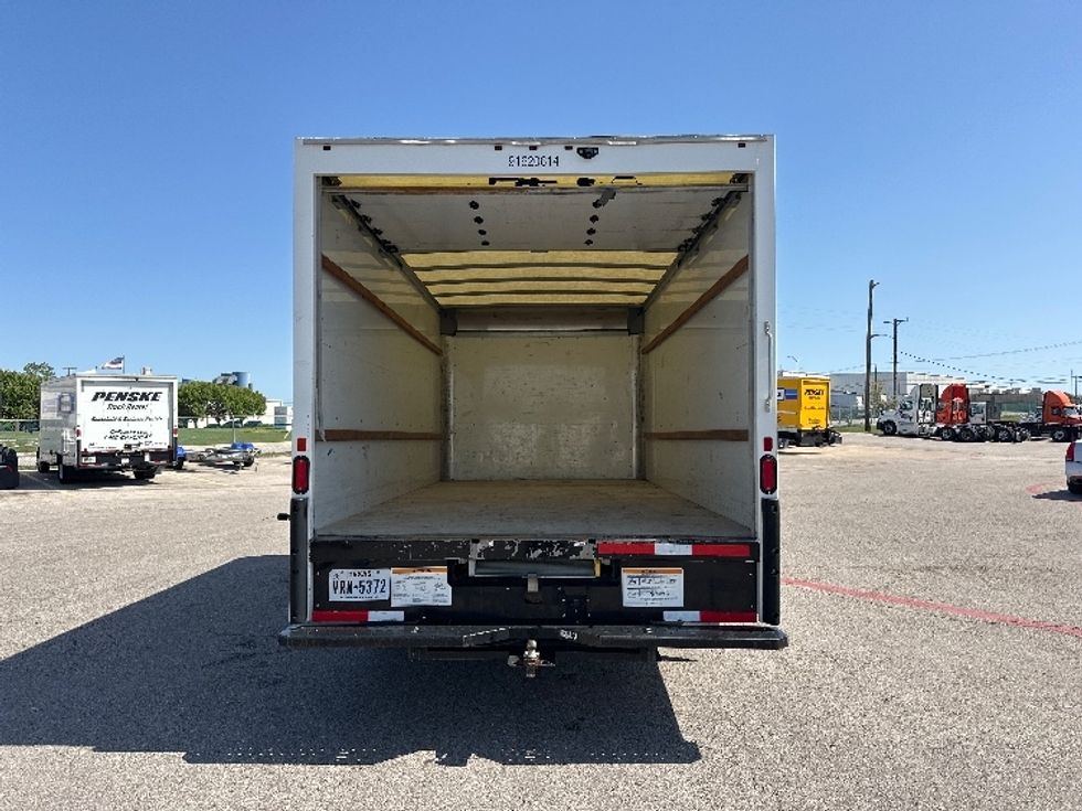 Light Duty Box Truck-Light and Medium Duty Trucks-GMC-2021-Savana G33903-Charlotte-NC-87,560\n\t\tmiles-$ 32,750 - Image 8