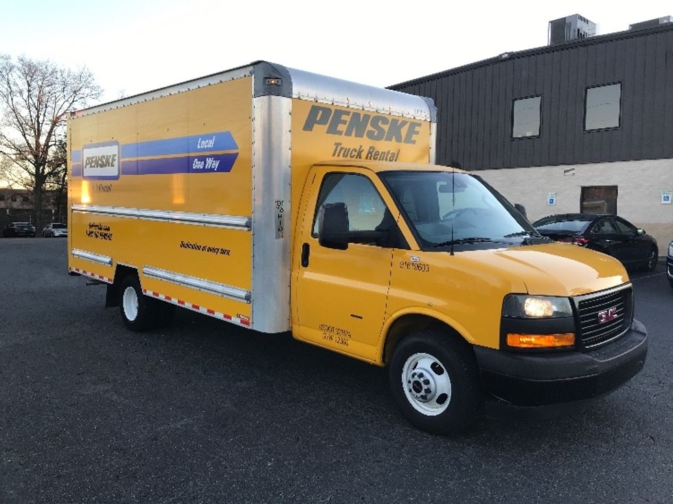 Light Duty Box Truck-Light and Medium Duty Trucks-GMC-2021-Savana G33903-Charlotte-NC-93,217\n\t\tmiles-$ 33,250 - Image 1