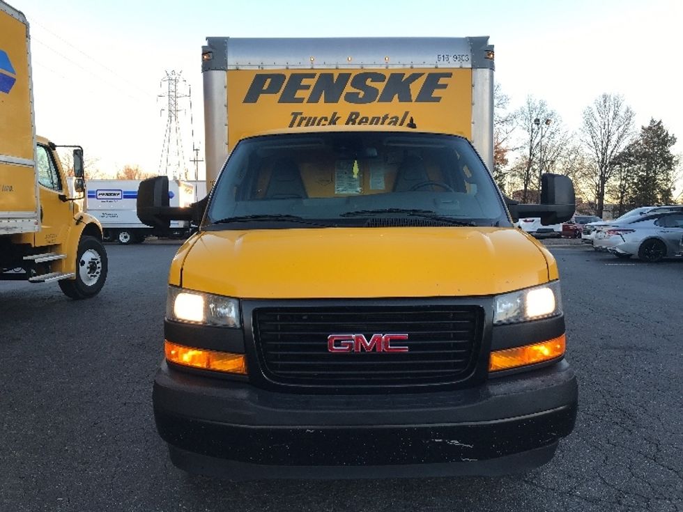 Light Duty Box Truck-Light and Medium Duty Trucks-GMC-2021-Savana G33903-Charlotte-NC-93,217\n\t\tmiles-$ 33,250 - Image 2