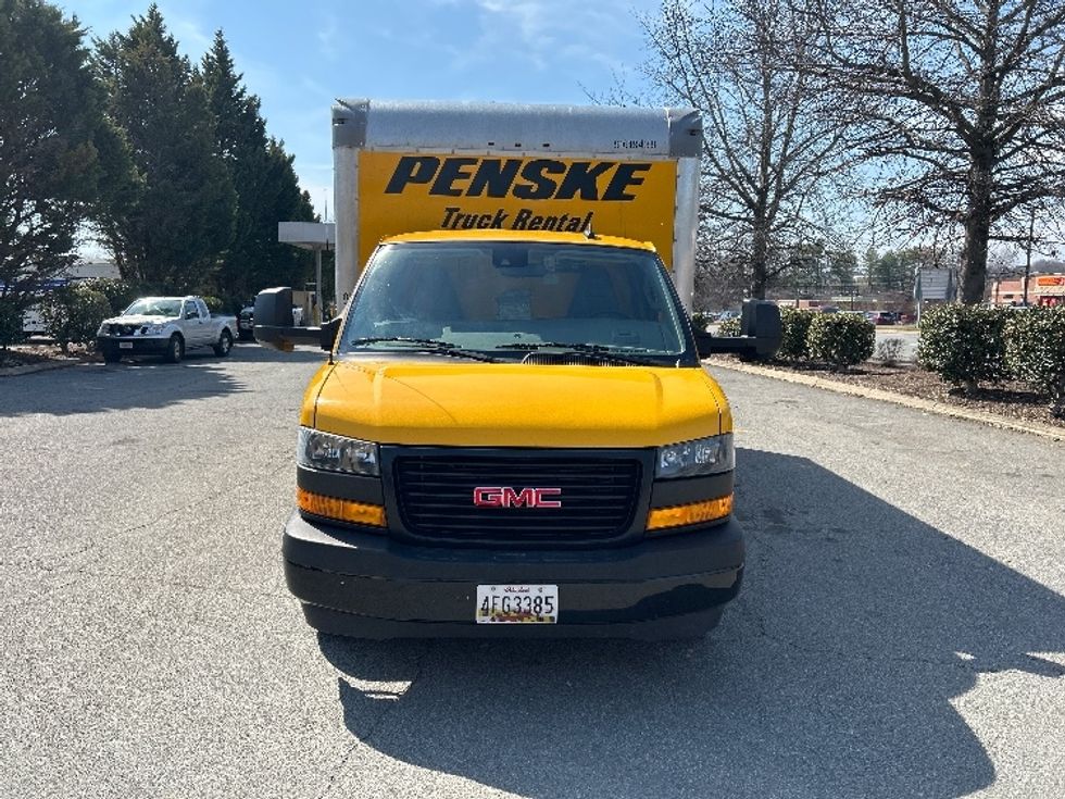 Light Duty Box Truck-Light and Medium Duty Trucks-GMC-2021-Savana G33903-Charlottesville-VA-94,524\n\t\tmiles-$ 28,750 - Image 2