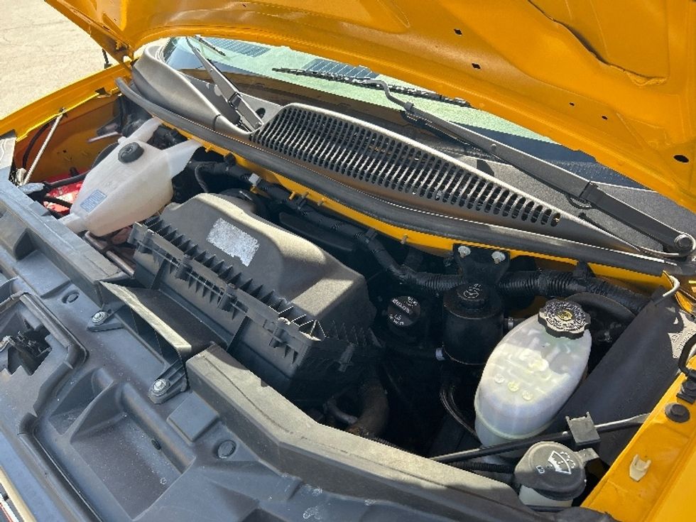 Light Duty Box Truck-Light and Medium Duty Trucks-GMC-2021-Savana G33903-Charlottesville-VA-94,524\n\t\tmiles-$ 28,750 - Image 23