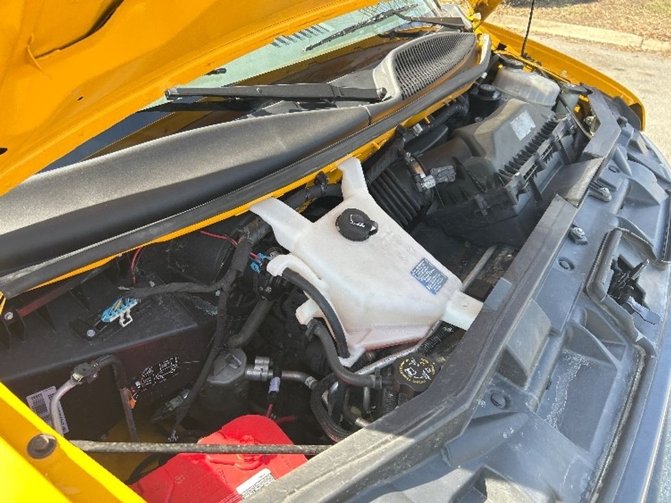 Light Duty Box Truck-Light and Medium Duty Trucks-GMC-2021-Savana G33903-Charlottesville-VA-94,524\n\t\tmiles-$ 28,750 - Image 22