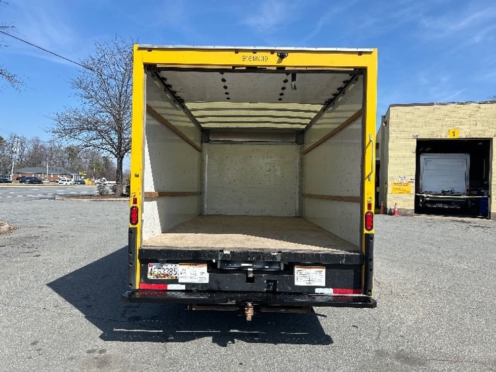 Light Duty Box Truck-Light and Medium Duty Trucks-GMC-2021-Savana G33903-Charlottesville-VA-94,524\n\t\tmiles-$ 28,750 - Image 8