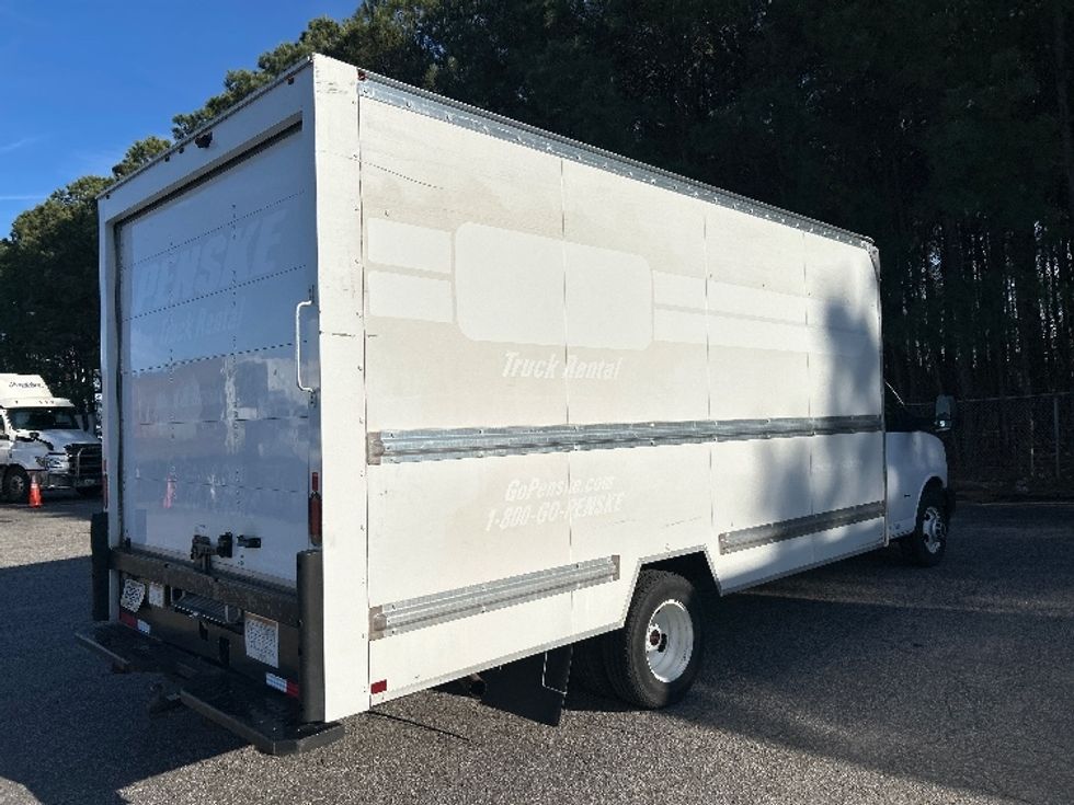 Light Duty Box Truck-Light and Medium Duty Trucks-GMC-2021-Savana G33903-Chesapeake-VA-104,369\n\t\tmiles-$ 30,750 - Image 13