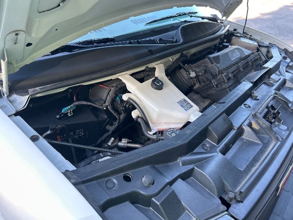 Light Duty Box Truck-Light and Medium Duty Trucks-GMC-2021-Savana G33903-Chesapeake-VA-104,369\n\t\tmiles-$ 30,750 - Image 23