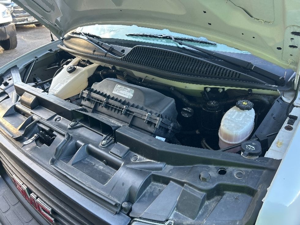 Light Duty Box Truck-Light and Medium Duty Trucks-GMC-2021-Savana G33903-Chesapeake-VA-104,369\n\t\tmiles-$ 30,750 - Image 24