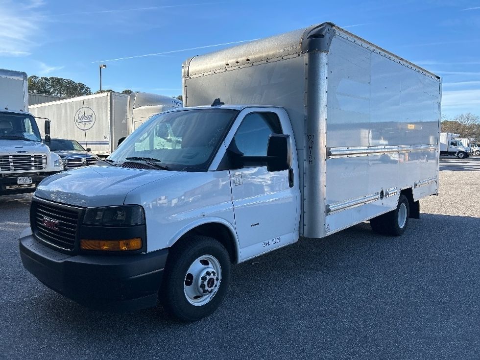 Light Duty Box Truck-Light and Medium Duty Trucks-GMC-2021-Savana G33903-Chesapeake-VA-104,369\n\t\tmiles-$ 30,750 - Image 3