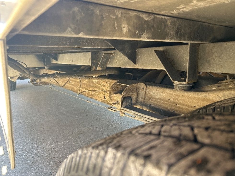 Light Duty Box Truck-Light and Medium Duty Trucks-GMC-2021-Savana G33903-Chicago (Melrose Park)-IL-102,644\n\t\tmiles-$ 29,500 - Image 5