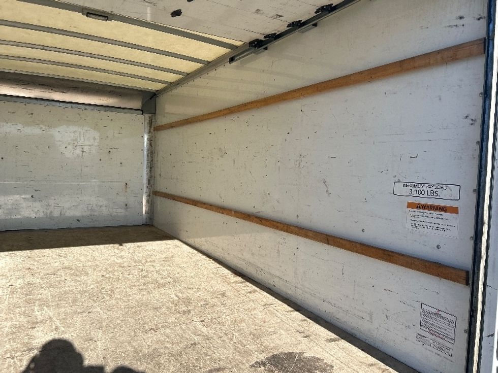 Light Duty Box Truck-Light and Medium Duty Trucks-GMC-2021-Savana G33903-Chicago (Melrose Park)-IL-102,644\n\t\tmiles-$ 29,500 - Image 12