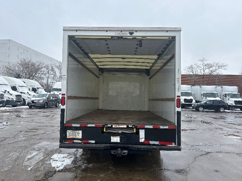 Light Duty Box Truck-Light and Medium Duty Trucks-GMC-2021-Savana G33903-Chicago (Melrose Park)-IL-118,995\n\t\tmiles-$ 27,750 - Image 7