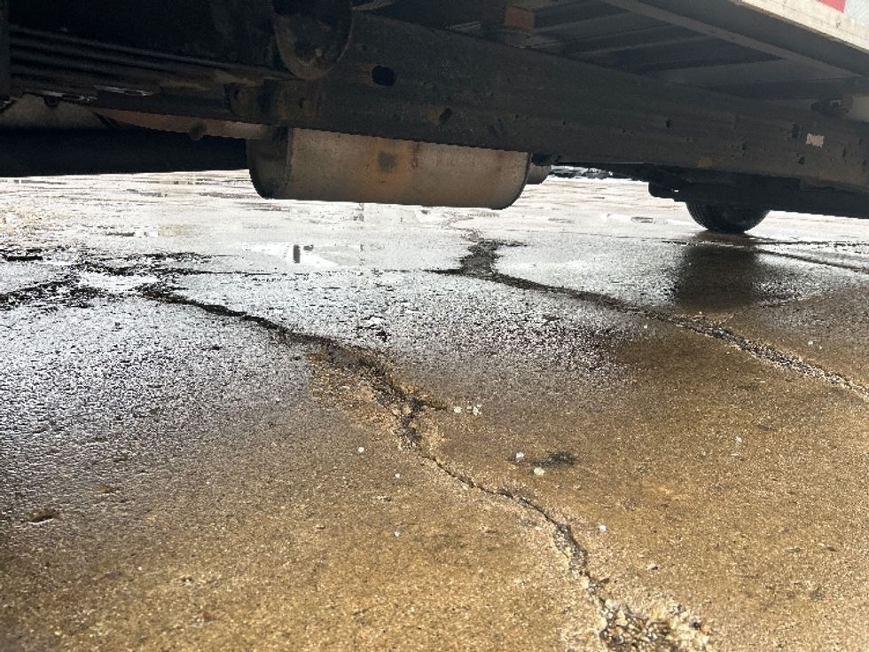 Light Duty Box Truck-Light and Medium Duty Trucks-GMC-2021-Savana G33903-Chicago (Melrose Park)-IL-118,995\n\t\tmiles-$ 27,750 - Image 13