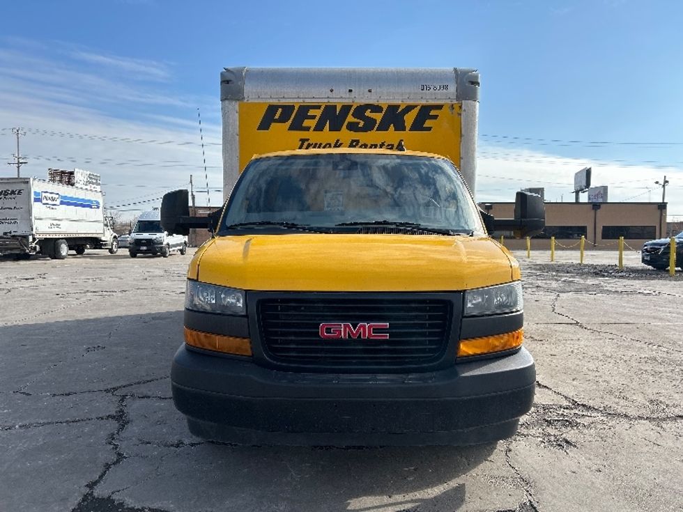 Light Duty Box Truck-Light and Medium Duty Trucks-GMC-2021-Savana G33903-Chicago (Melrose Park)-IL-70,863\n\t\tmiles-$ 30,250 - Image 2