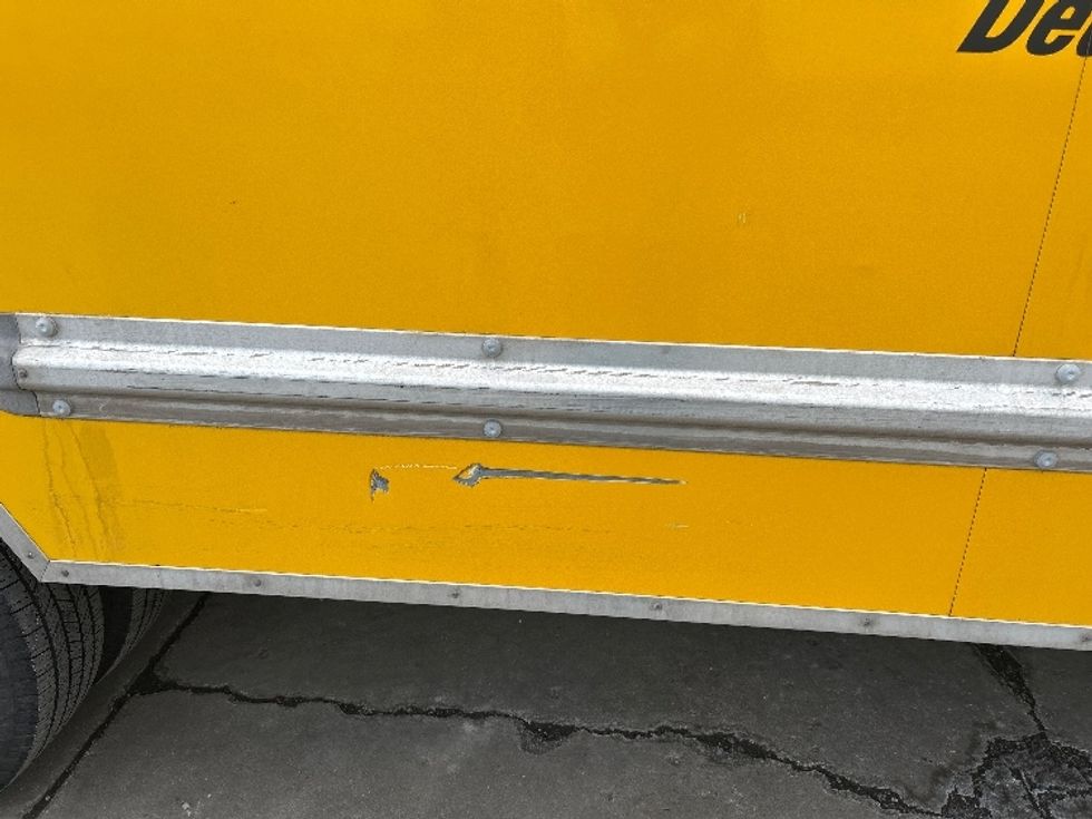 Light Duty Box Truck-Light and Medium Duty Trucks-GMC-2021-Savana G33903-Chicago (Melrose Park)-IL-70,863\n\t\tmiles-$ 30,250 - Image 27