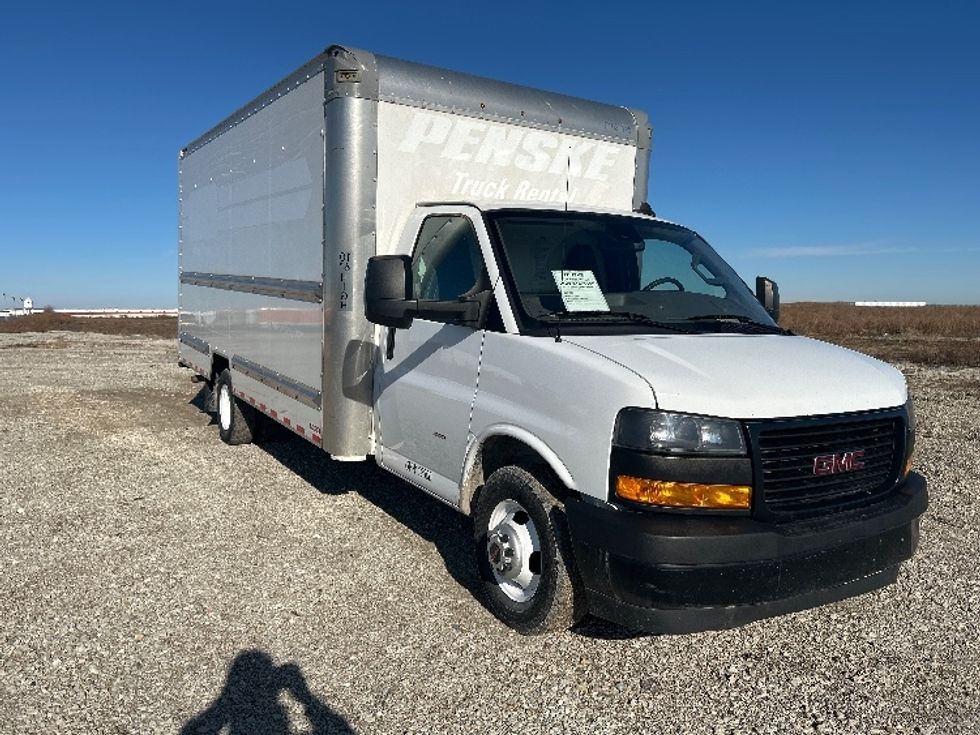 Light Duty Box Truck-Light and Medium Duty Trucks-GMC-2021-Savana G33903-Chicago (Melrose Park)-IL-92,379\n\t\tmiles-$ 30,750 - Image 1