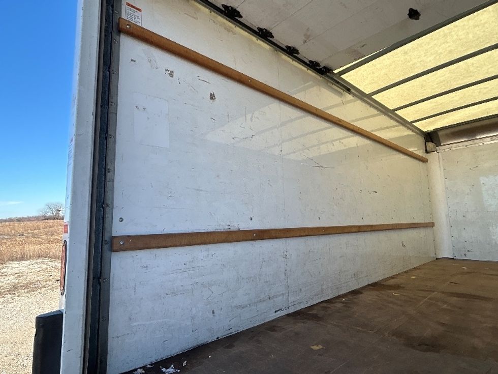 Light Duty Box Truck-Light and Medium Duty Trucks-GMC-2021-Savana G33903-Chicago (Melrose Park)-IL-92,379\n\t\tmiles-$ 30,750 - Image 11