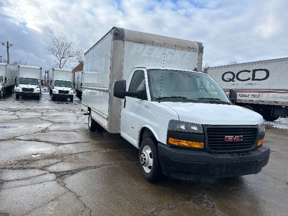 Light Duty Box Truck-Light and Medium Duty Trucks-GMC-2021-Savana G33903-Chicago (Melrose Park)-IL-97,009\n\t\tmiles-$ 30,250 - Image 1