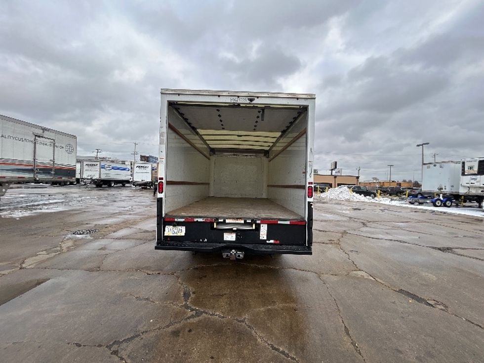 Light Duty Box Truck-Light and Medium Duty Trucks-GMC-2021-Savana G33903-Chicago (Melrose Park)-IL-97,009\n\t\tmiles-$ 30,250 - Image 10