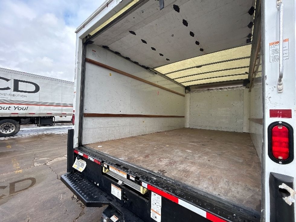 Light Duty Box Truck-Light and Medium Duty Trucks-GMC-2021-Savana G33903-Chicago (Melrose Park)-IL-97,009\n\t\tmiles-$ 30,250 - Image 11