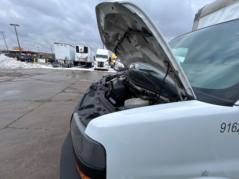 Light Duty Box Truck-Light and Medium Duty Trucks-GMC-2021-Savana G33903-Chicago (Melrose Park)-IL-97,009\n\t\tmiles-$ 30,250 - Image 24