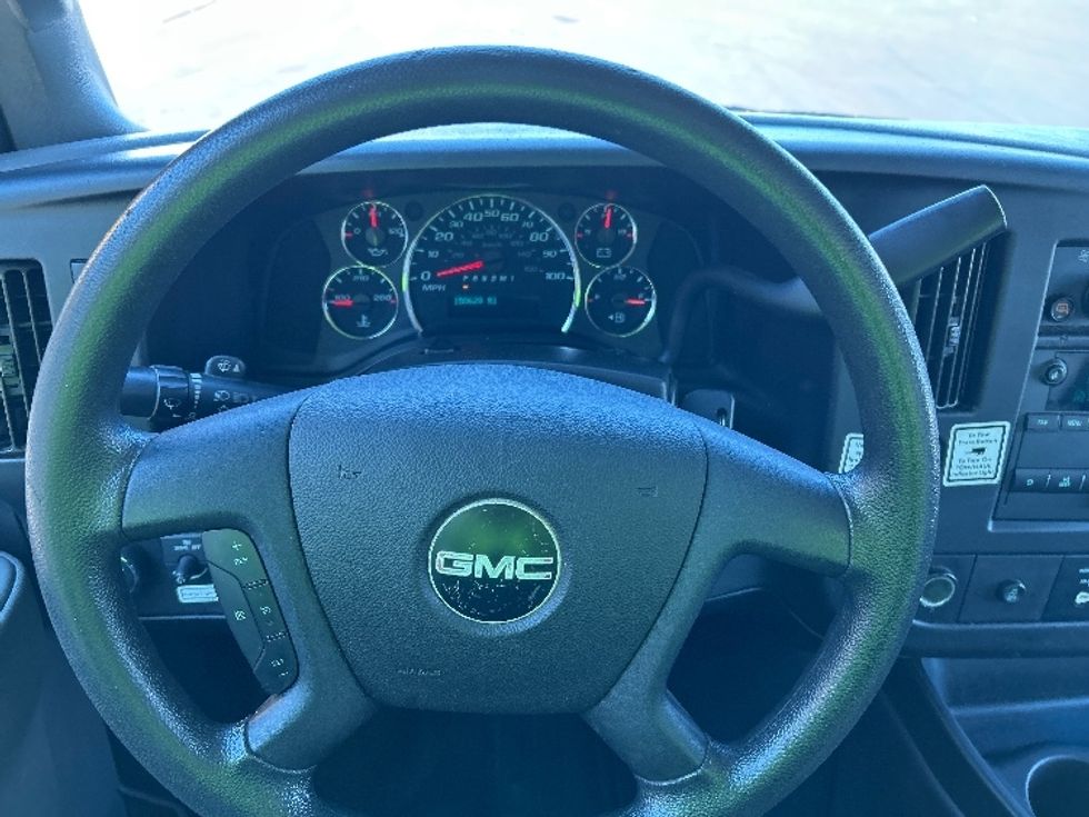 Light Duty Box Truck-Light and Medium Duty Trucks-GMC-2021-Savana G33903-Chicopee-MA-100,628\n\t\tmiles-$ 27,750 - Image 15