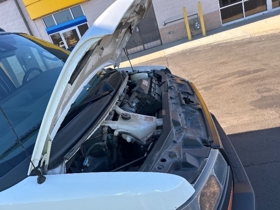 Light Duty Box Truck-Light and Medium Duty Trucks-GMC-2021-Savana G33903-Chicopee-MA-100,628\n\t\tmiles-$ 27,750 - Image 21