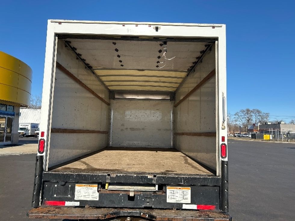 Light Duty Box Truck-Light and Medium Duty Trucks-GMC-2021-Savana G33903-Chicopee-MA-100,628\n\t\tmiles-$ 27,750 - Image 8