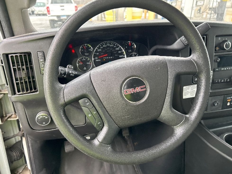 Light Duty Box Truck-Light and Medium Duty Trucks-GMC-2021-Savana G33903-Chicopee-MA-101,308\n\t\tmiles-$ 27,500 - Image 15
