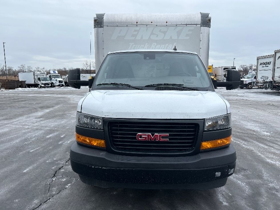 Light Duty Box Truck-Light and Medium Duty Trucks-GMC-2021-Savana G33903-Chicopee-MA-101,308\n\t\tmiles-$ 27,500 - Image 2