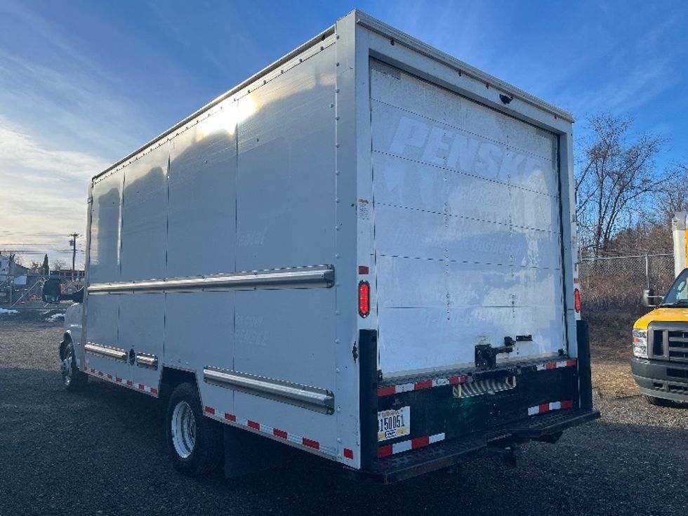 Light Duty Box Truck-Light and Medium Duty Trucks-GMC-2021-Savana G33903-Chicopee-MA-111,513\n\t\tmiles-$ 26,500 - Image 6