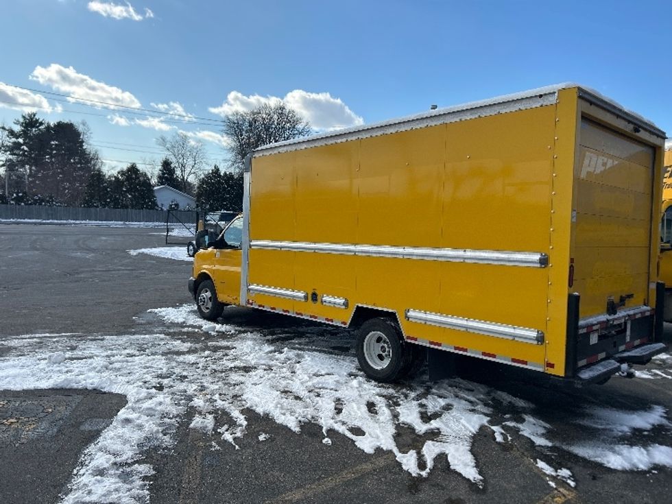 Light Duty Box Truck-Light and Medium Duty Trucks-GMC-2021-Savana G33903-Chicopee-MA-113,513\n\t\tmiles-$ 23,500 - Image 6